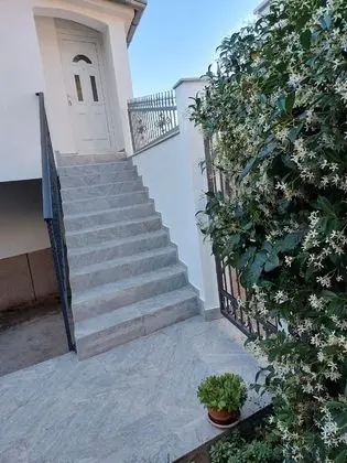 Apart Daire (One Bedroom Apartment with Balcony an)