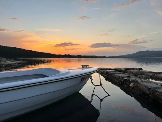 Apart Daire (One Bedroom Apartment with Balcony an)