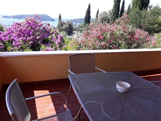 Apart Daire (One Bedroom Apartment with Terrace)