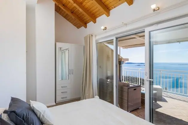 Apart Daire (Two Bedroom Apartment with Balcony)