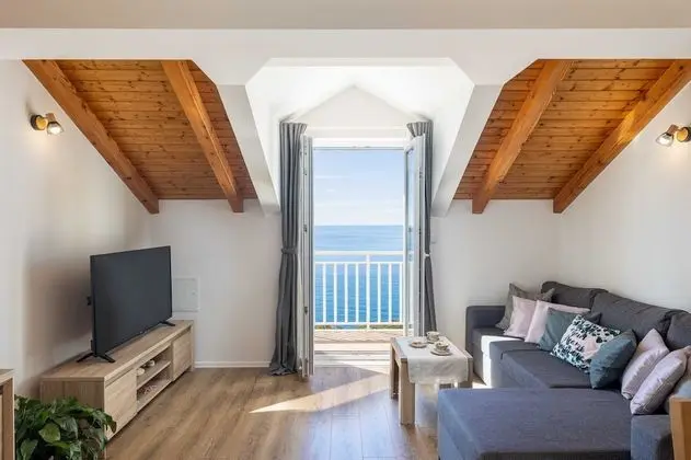 Apart Daire (Two Bedroom Apartment with Balcony)