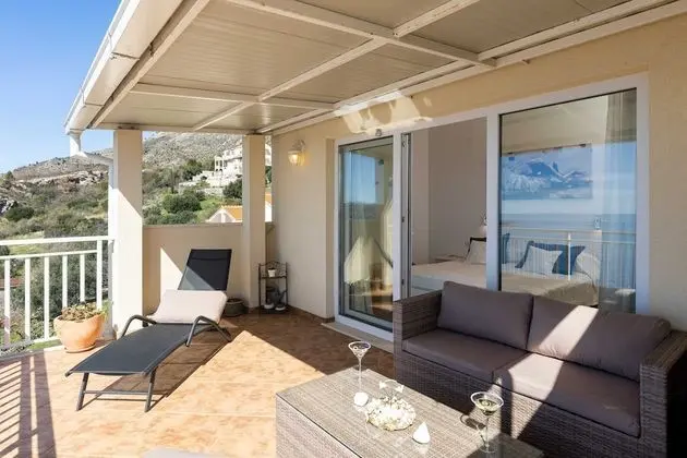 Apart Daire (Two Bedroom Apartment with Balcony)