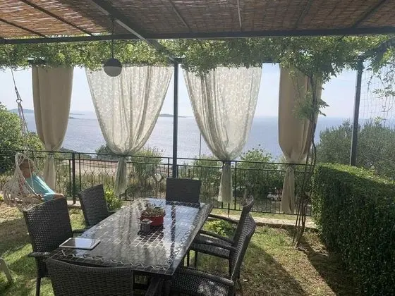 Apart Daire (Two Bedroom Apartment with Balcony)