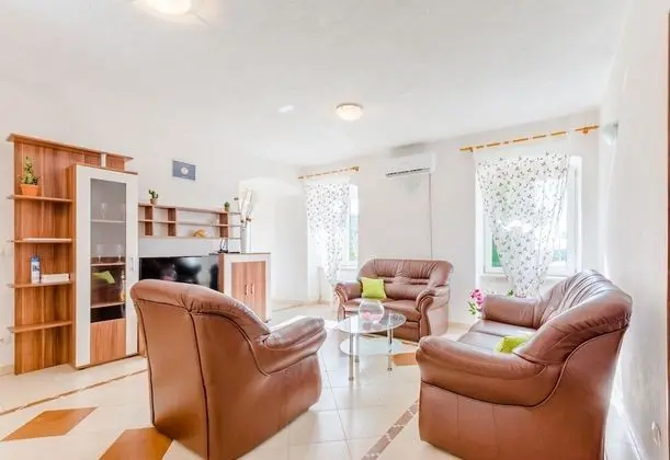 Apart Daire (Three Bedroom Apartment)