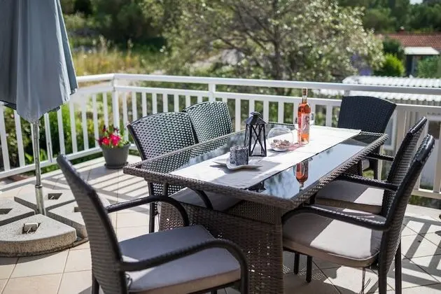 Apart Daire (Two Bedroom Apartment -Terrace and Ga)