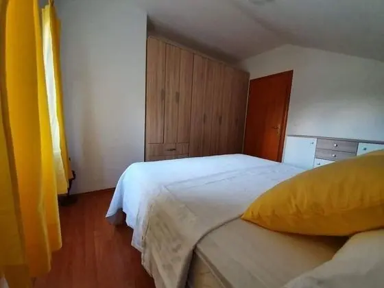 Apart Daire (One-Bedroom Apartment with Balcony)