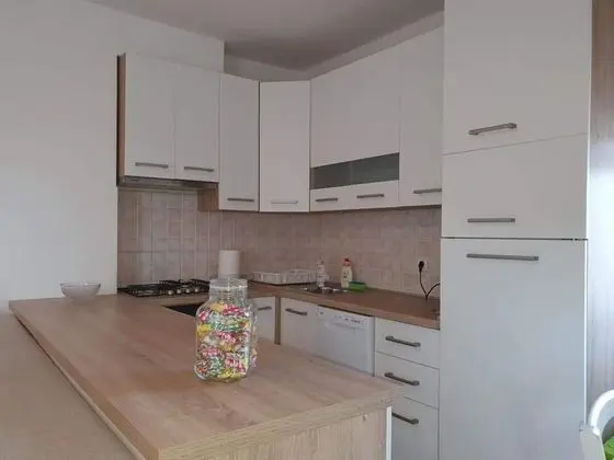 Apart Daire (One-Bedroom Apartment with Balcony)