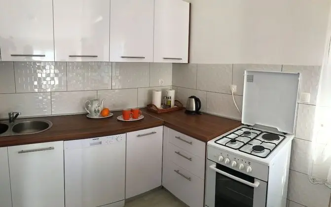 Family Apart Daire, Birden Çok Yatak, Avlu Manzaralı