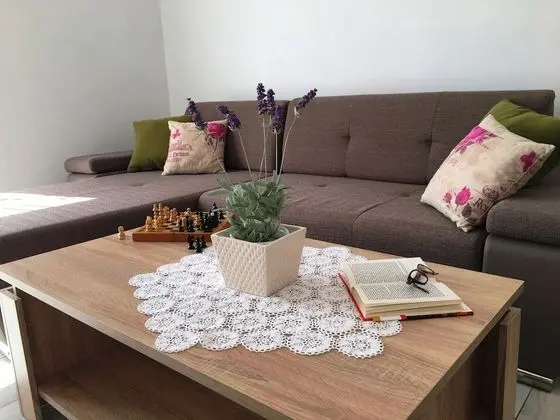 Family Apart Daire, Birden Çok Yatak, Avlu Manzaralı