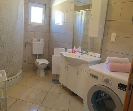 Family Apart Daire, Birden Çok Yatak, Avlu Manzaralı