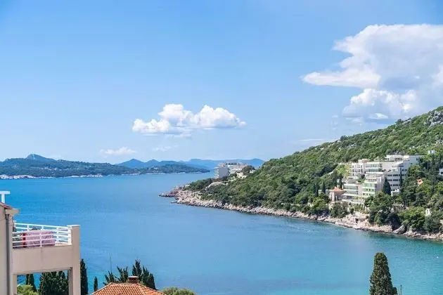 Apart Daire (Two-Bedroom Apartment with Balcony)