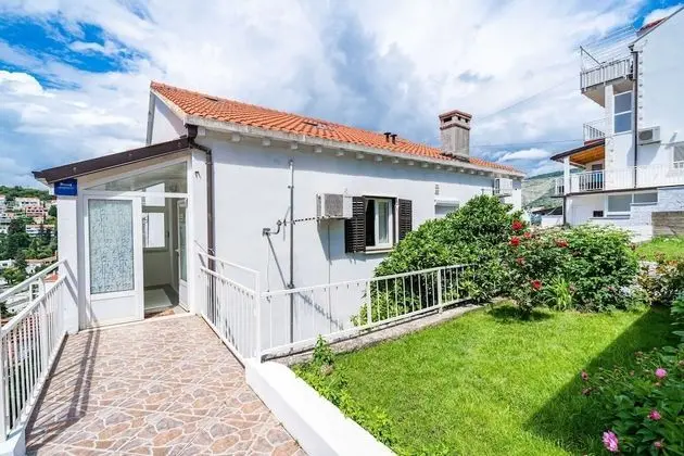 Apart Daire (Two-Bedroom Apartment with Balcony)