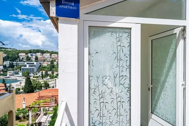 Apart Daire (Two-Bedroom Apartment with Balcony)