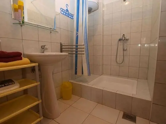 Tek Büyük Yataklı Oda, 1 Yatak Odası (85/141)