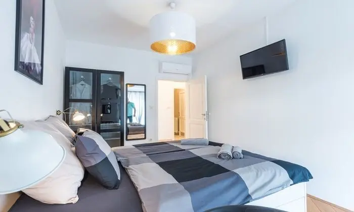 Apart Daire (Two Bedroom Apartment with Terrace an)