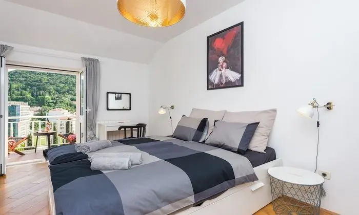 Apart Daire (Two Bedroom Apartment with Terrace an)