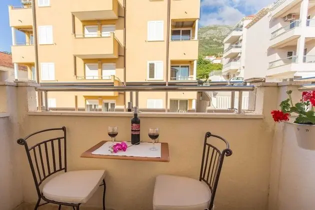 Apart Daire (One Bedroom Apartment with Balcony)