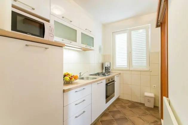 Apart Daire (One Bedroom Apartment with Balcony)