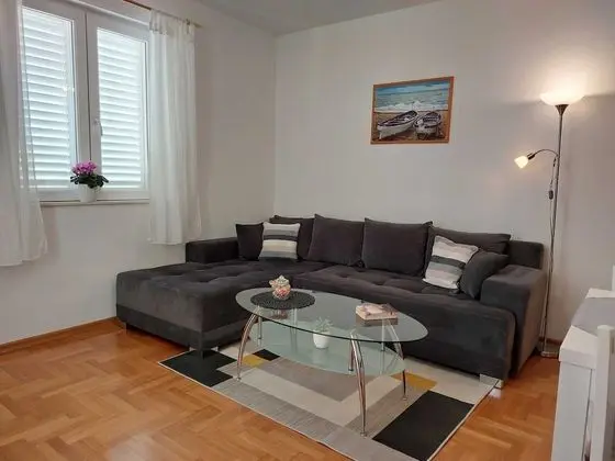 Apart Daire (One Bedroom Apartment with Balcony)
