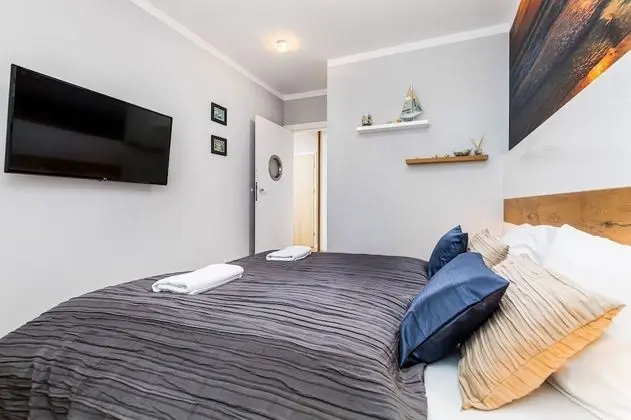 Apart Daire, 1 Yatak Odası, Balkon, Bahçe Manzaralı