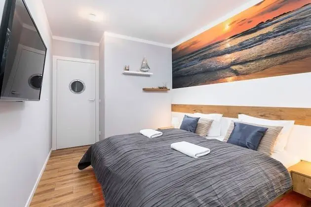 Apart Daire, 1 Yatak Odası, Balkon, Bahçe Manzaralı