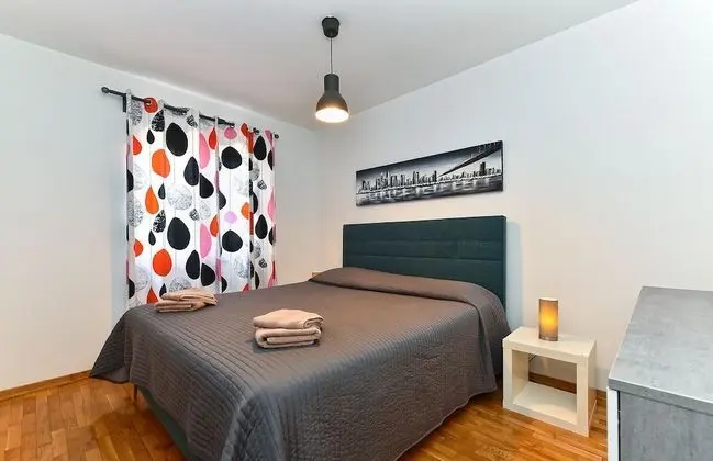 Apart Daire, 2 Yatak Odası (408/1710)