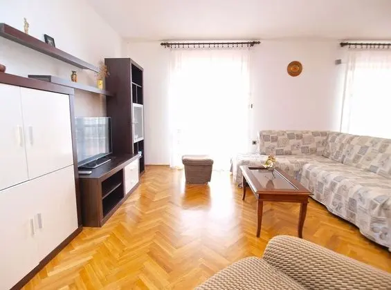 Apart Daire, 2 Yatak Odası (408/2144)