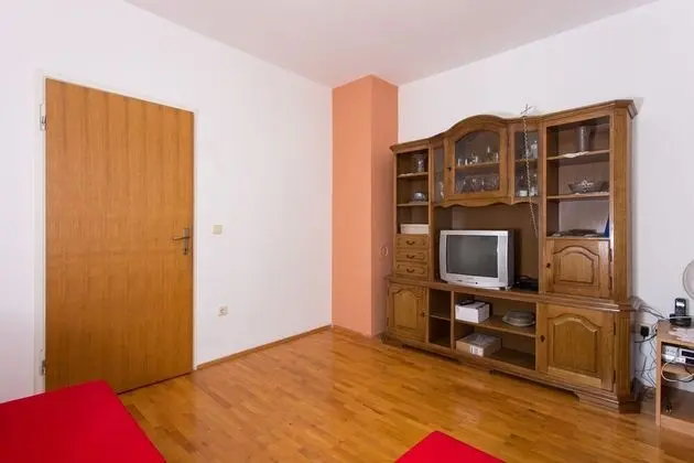 Apart Daire (One Bedroom Apartment with Balcony)