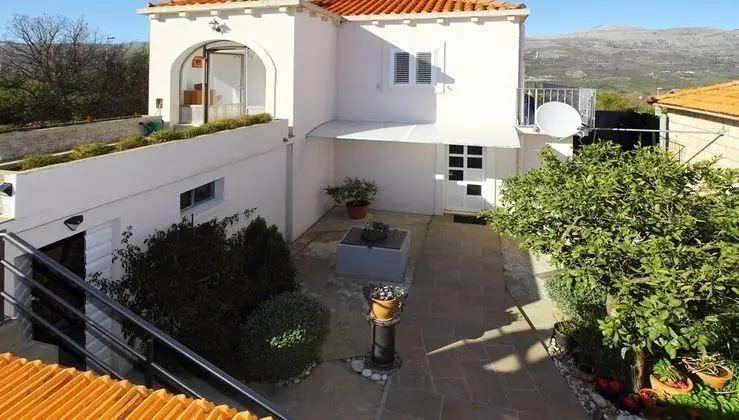 Apart Daire (One Bedroom Apartment with Balcony)