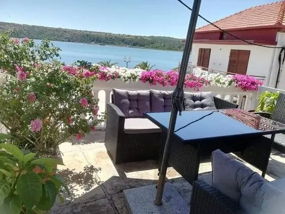 Apart Daire (One Bedroom Apartment with shared Ter)