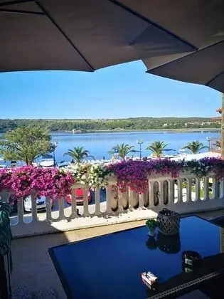 Apart Daire (One Bedroom Apartment with shared Ter)