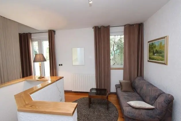 Stüdyo, Deniz Manzaralı