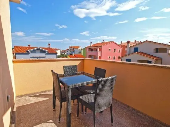 Apart Daire, 1 Yatak Odası (396/904)