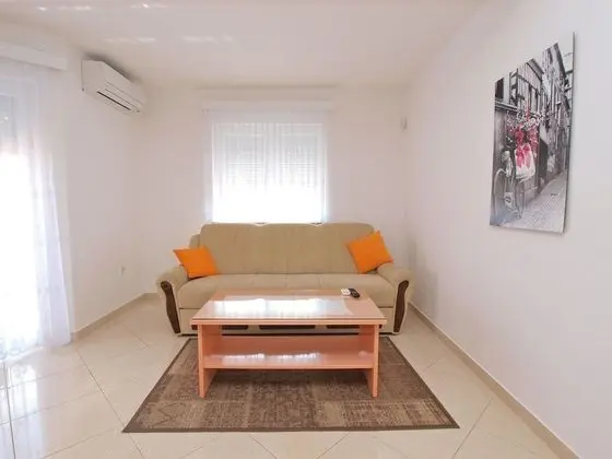 Apart Daire, 1 Yatak Odası (396/904)