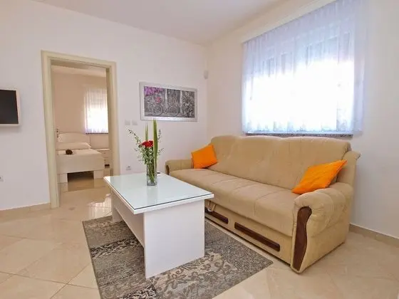 Apart Daire, 2 Yatak Odası (396/901)