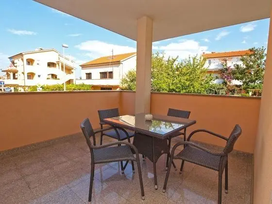 Apart Daire, 2 Yatak Odası (396/901)