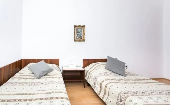 Apart Daire (Three-Bedroom Apartment)