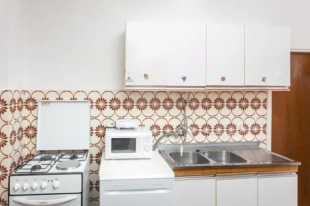 Apart Daire (Three-Bedroom Apartment)