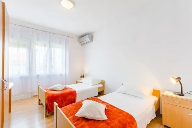 Apart Daire (Three Bedroom Apartment with Balcony)