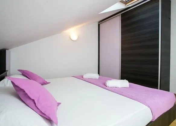 Apart Daire (Two-Bedroom Apartment with Balcony)