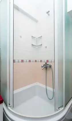 Apart Daire (Two-Bedroom Apartment with Balcony)