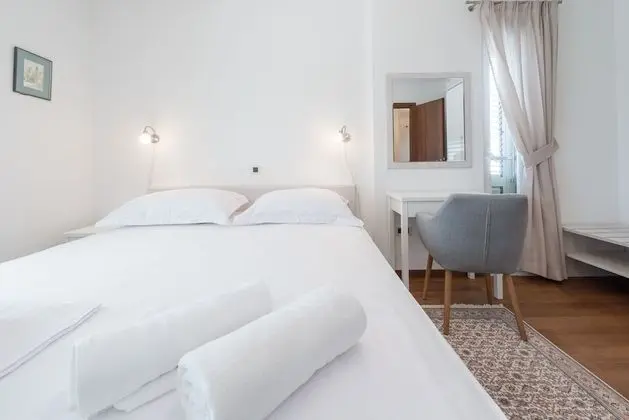 Apart Daire (Deluxe Two Bedroom Apartment)