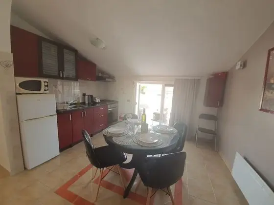 Comfort Apart Daire, 2 Yatak Odası, Bahçe Manzaralı