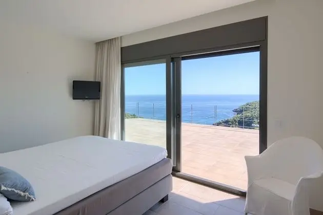 Villa, 5 Yatak Odası, Sigara İçilmez, Kişiye Özel Havuzlu