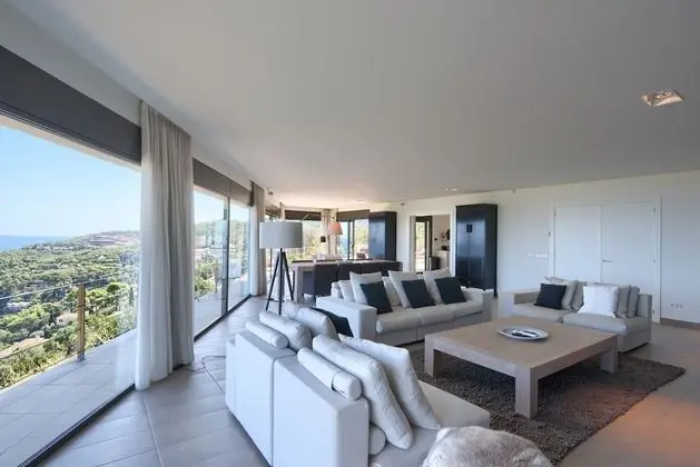 Villa, 5 Yatak Odası, Sigara İçilmez, Kişiye Özel Havuzlu