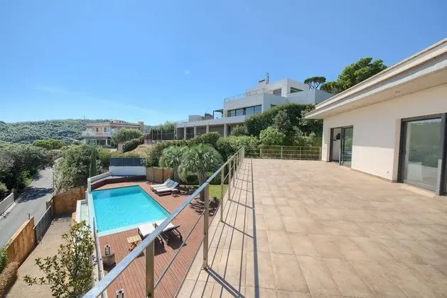 Villa, 5 Yatak Odası, Sigara İçilmez, Kişiye Özel Havuzlu