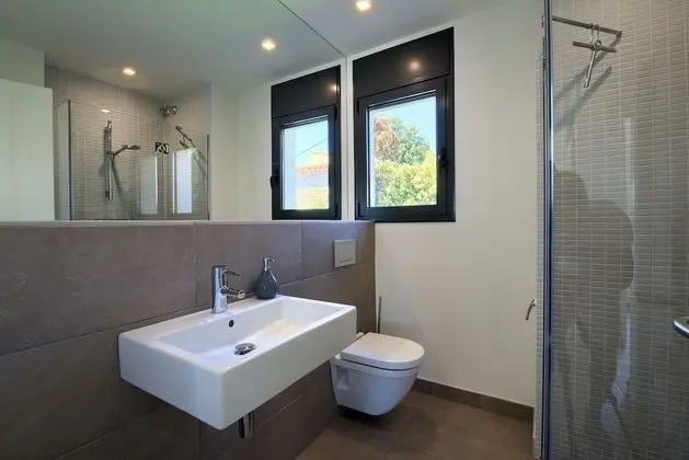 Villa, 5 Yatak Odası, Sigara İçilmez, Kişiye Özel Havuzlu