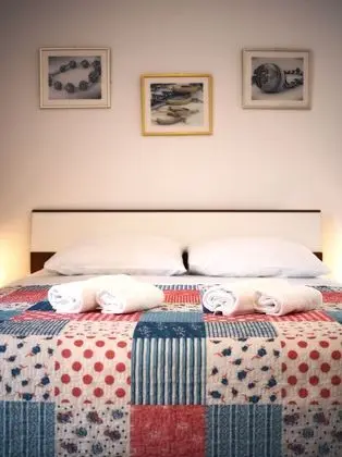 Apart Daire (Two Bedroom Apartment with Terrace an)