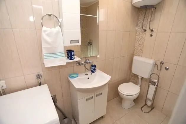 Apart Daire (Two Bedroom Apartment with Balcony)