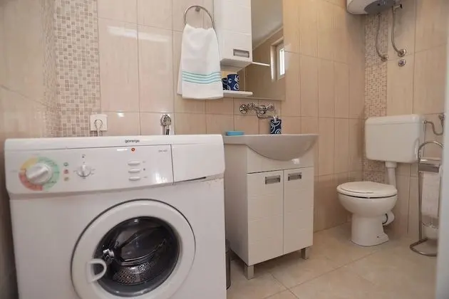 Apart Daire (Two Bedroom Apartment with Balcony)